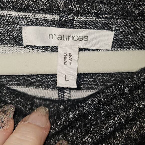 Maurices Cowl neck, soft, long sleeve sweater. Size Large - Picture 6 of 6